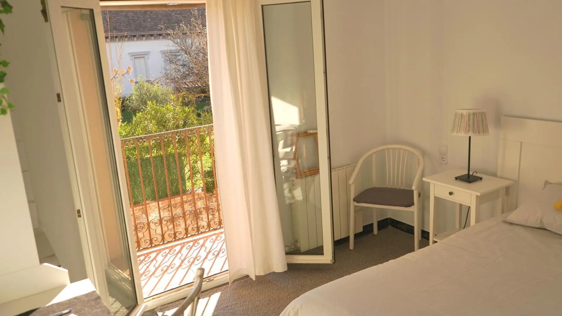 Apartment Habitacion Doble Con Balcon Torrellas de Foix Spain